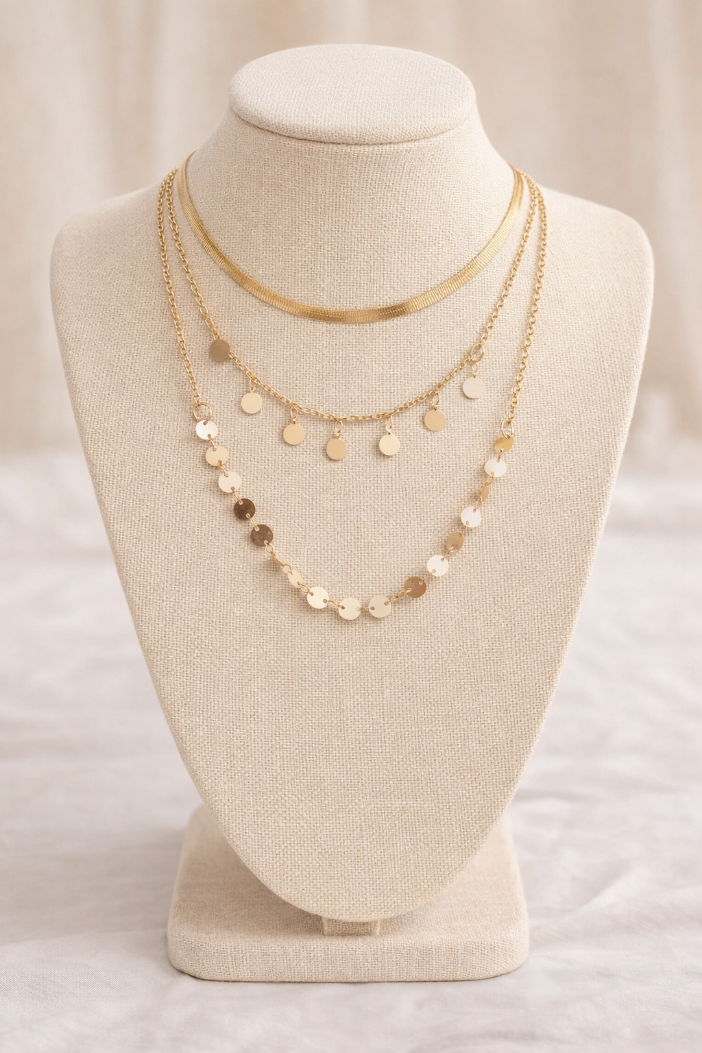 Trio de colares dourado