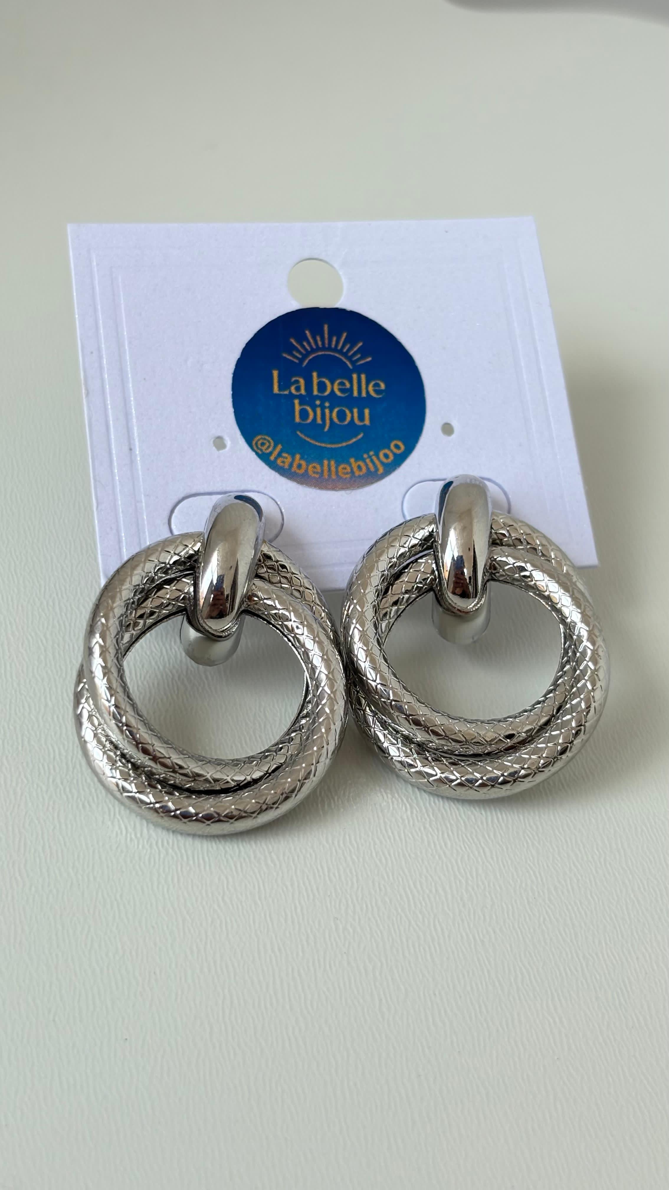 Brinco Laço Prateado