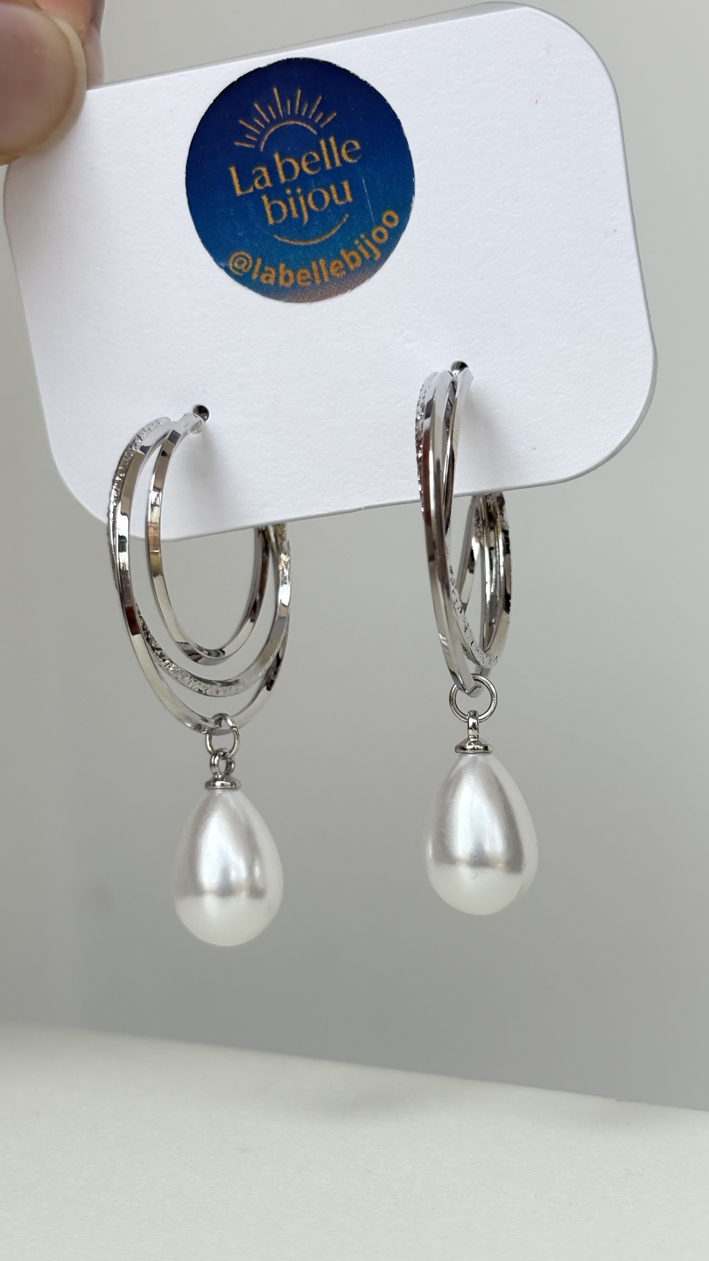 Argola perolada prata