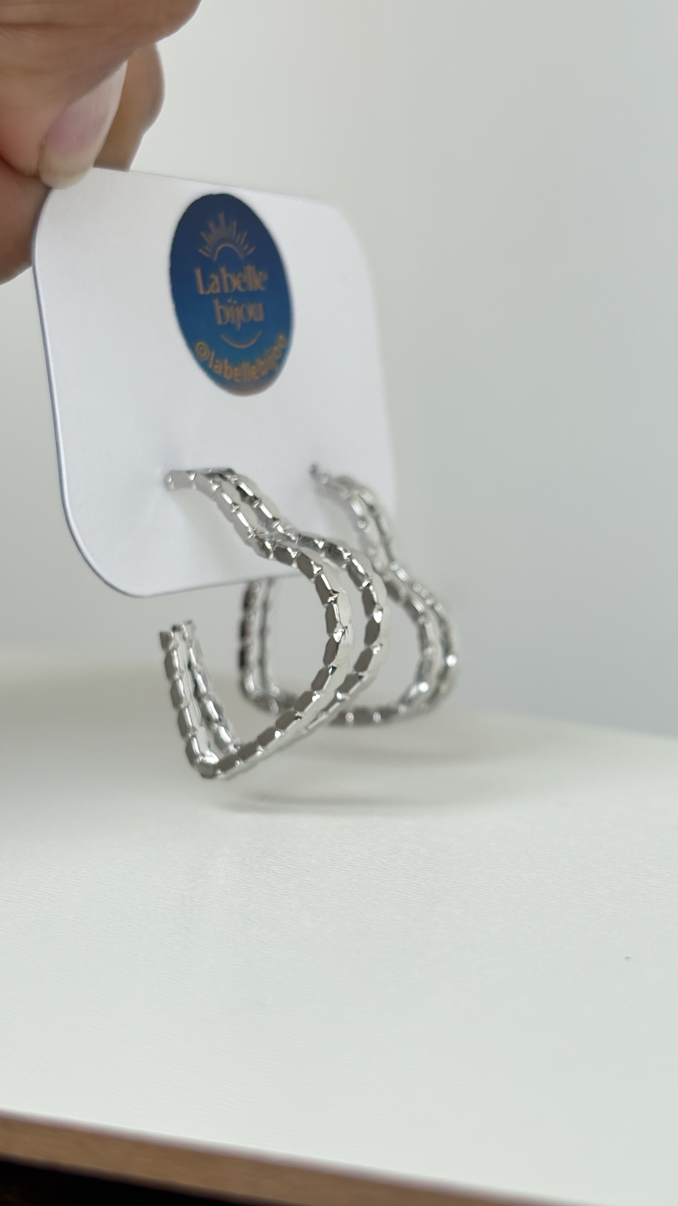 Argola coração prata